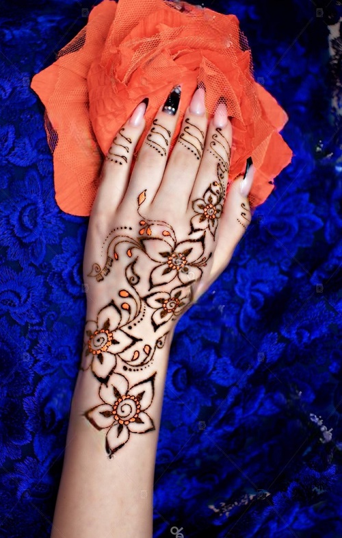 50 Flower Mehndi Designs for Diwali 43