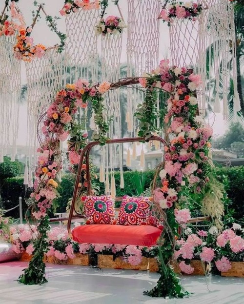 Swing Decoration